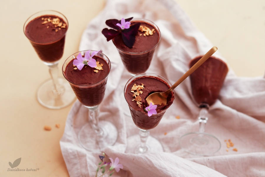  Mousse au chocolat (pařížská čokoládová pěna)