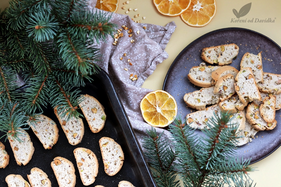 Biscotti s pomarančovou kôrou a pistáciami